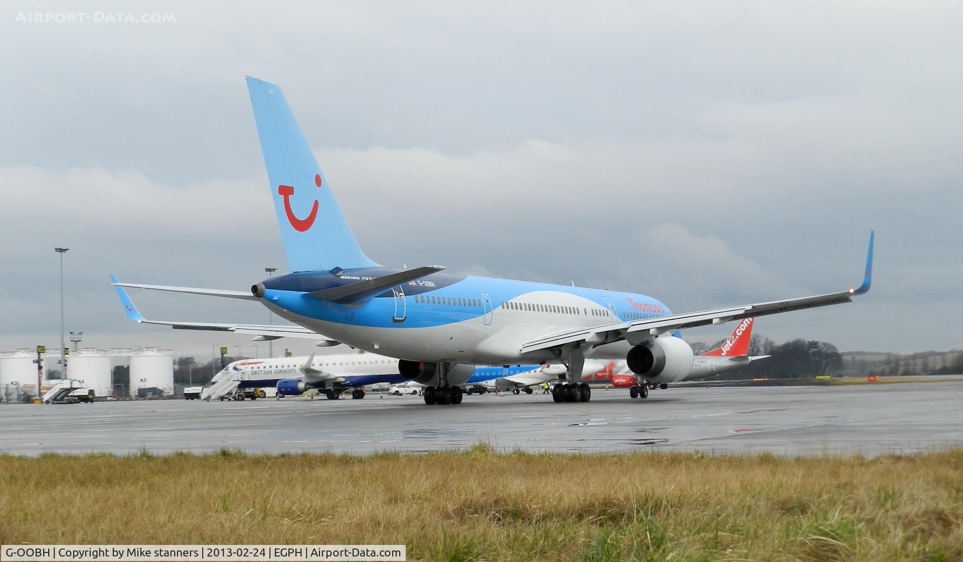 G-OOBH, 1999 Boeing 757-236 C/N 29944, Thomson B757 About to taxi to runway 06 for departure