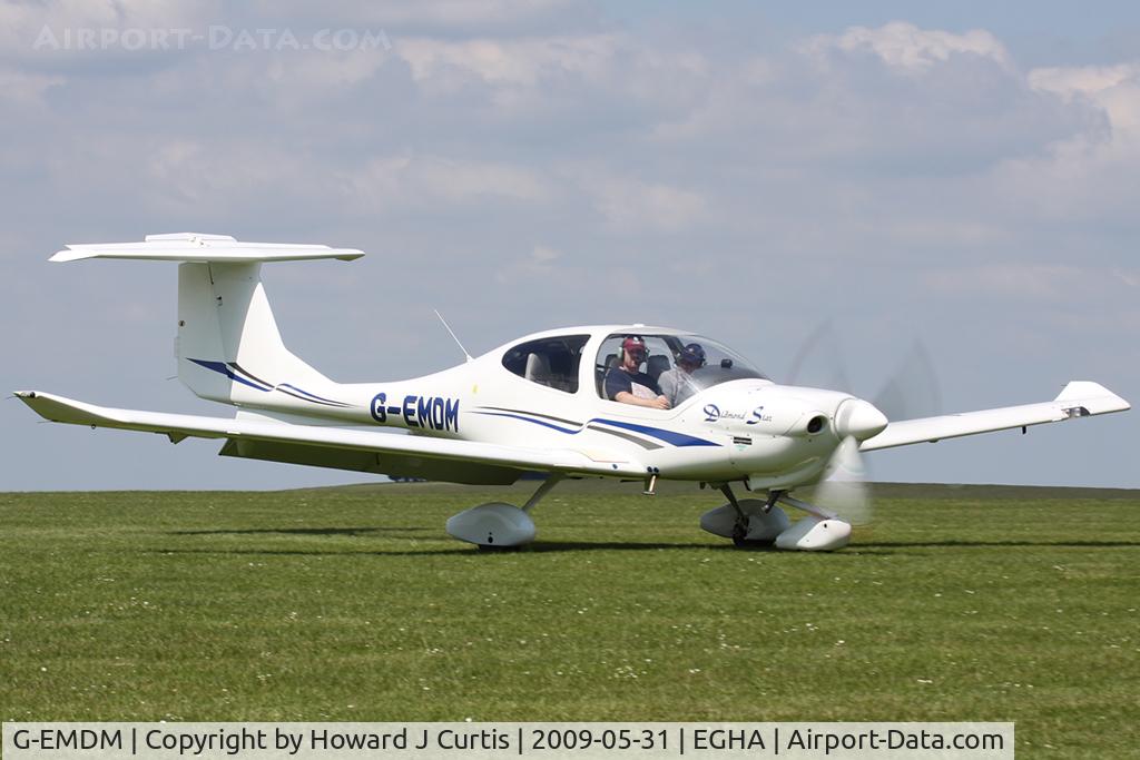 G-EMDM, 2000 Diamond DA-40 Diamond Star C/N 40.009, Privately owned.