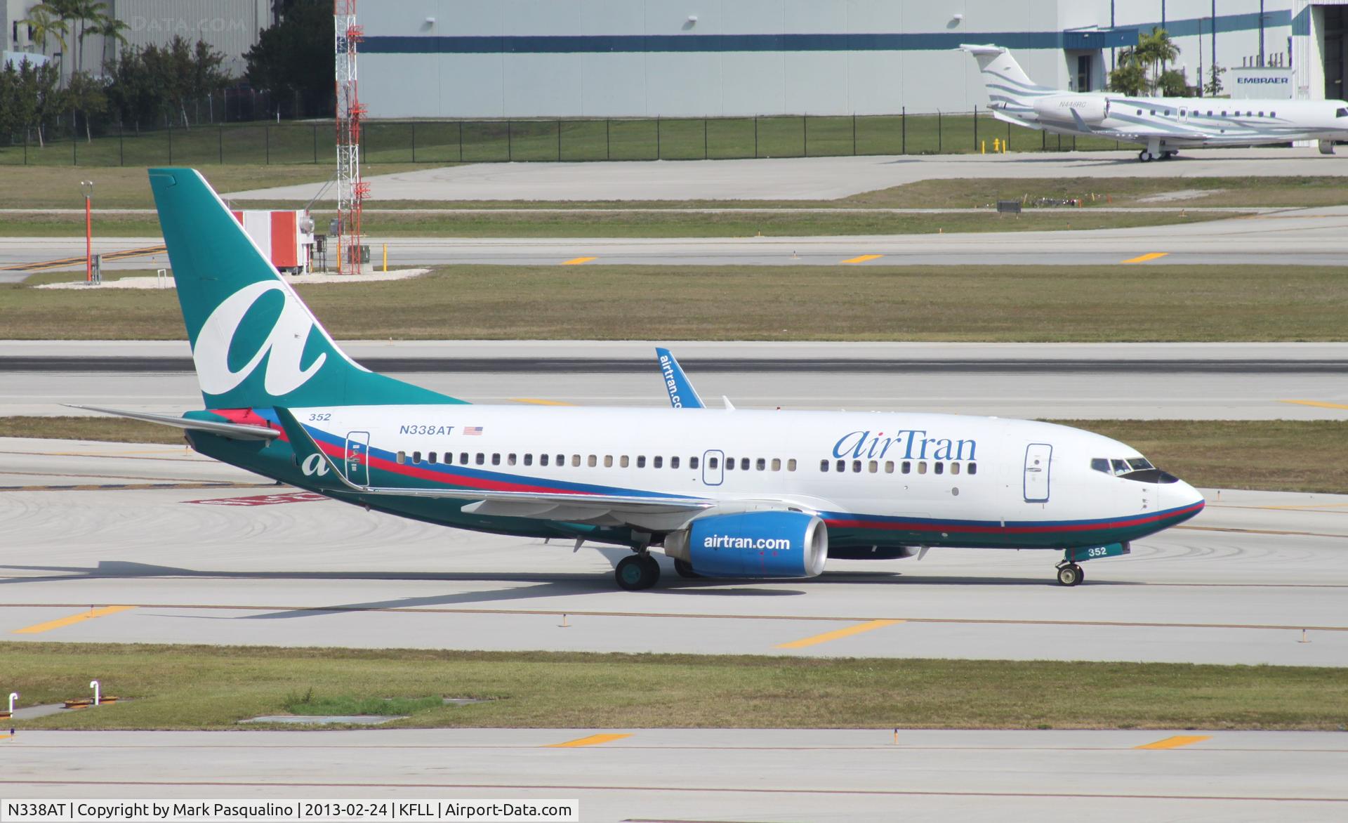 N338AT, 2008 Boeing 737-7BD C/N 33943, Boeing 737-700