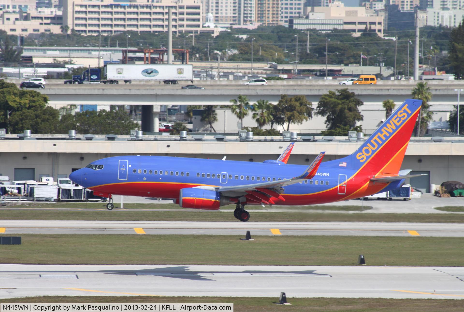 N445WN, 2003 Boeing 737-7H4 C/N 29841, Boeing 737-700
