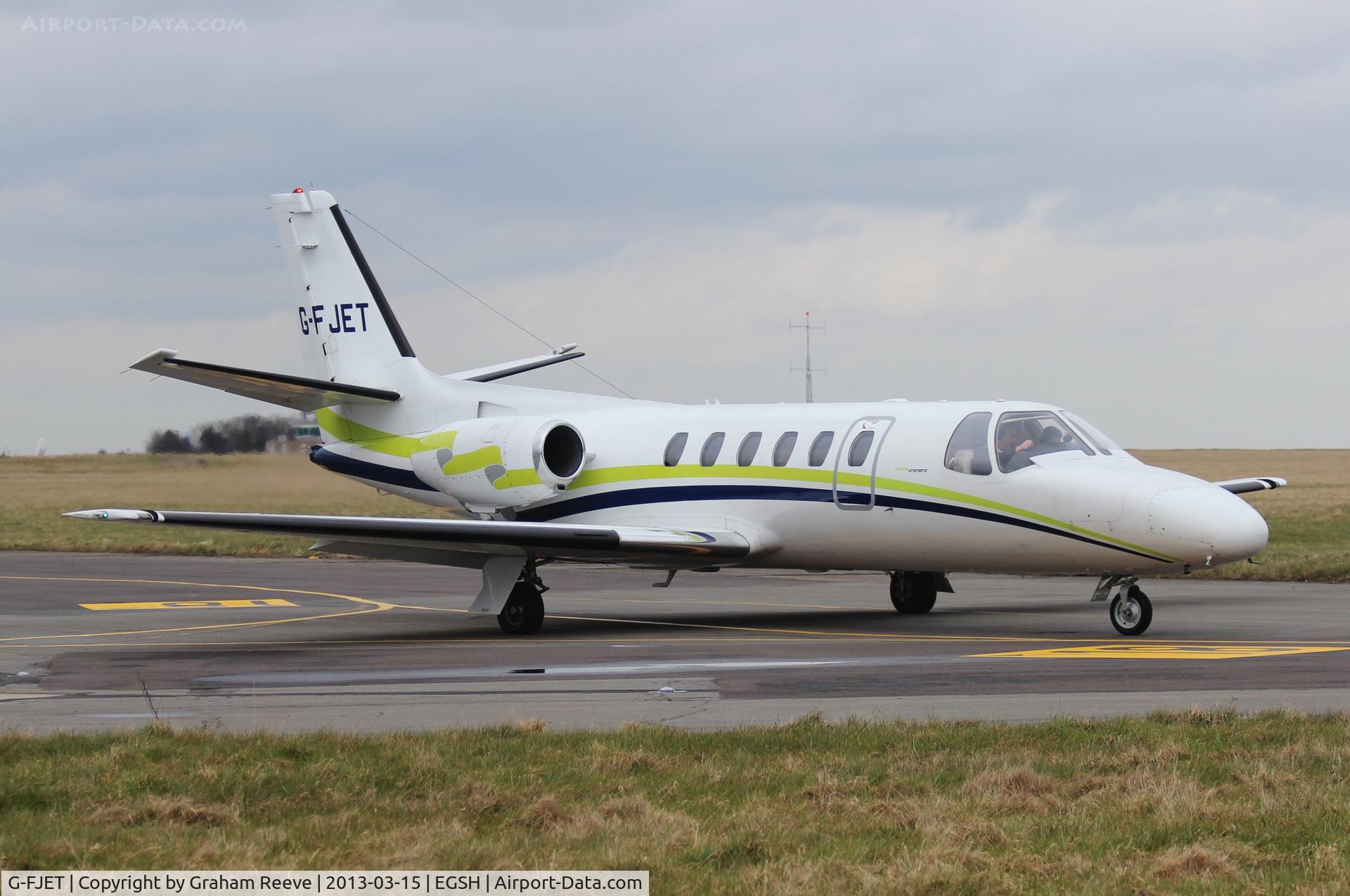 G-FJET, 1982 Cessna 550 Citation II C/N 550-0419, About to depart.