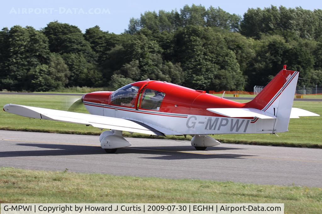 G-MPWI, 1973 Robin HR-100-210 Safari C/N 163, Privately owned.