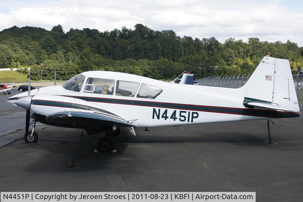 N4451P, 1961 Piper PA-23-160 Apache C/N 23-1968, oldie at KBFI.