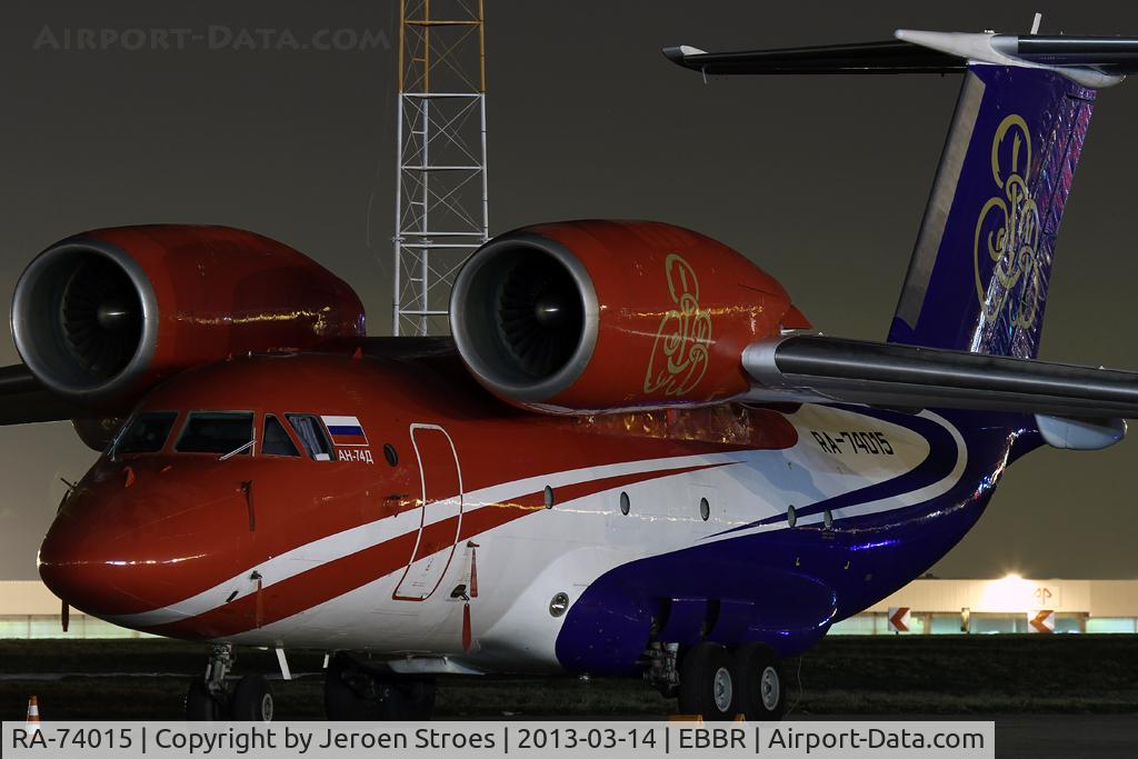 RA-74015, 1997 Antonov An-74-200 C/N 36547098969, beautiful airplane