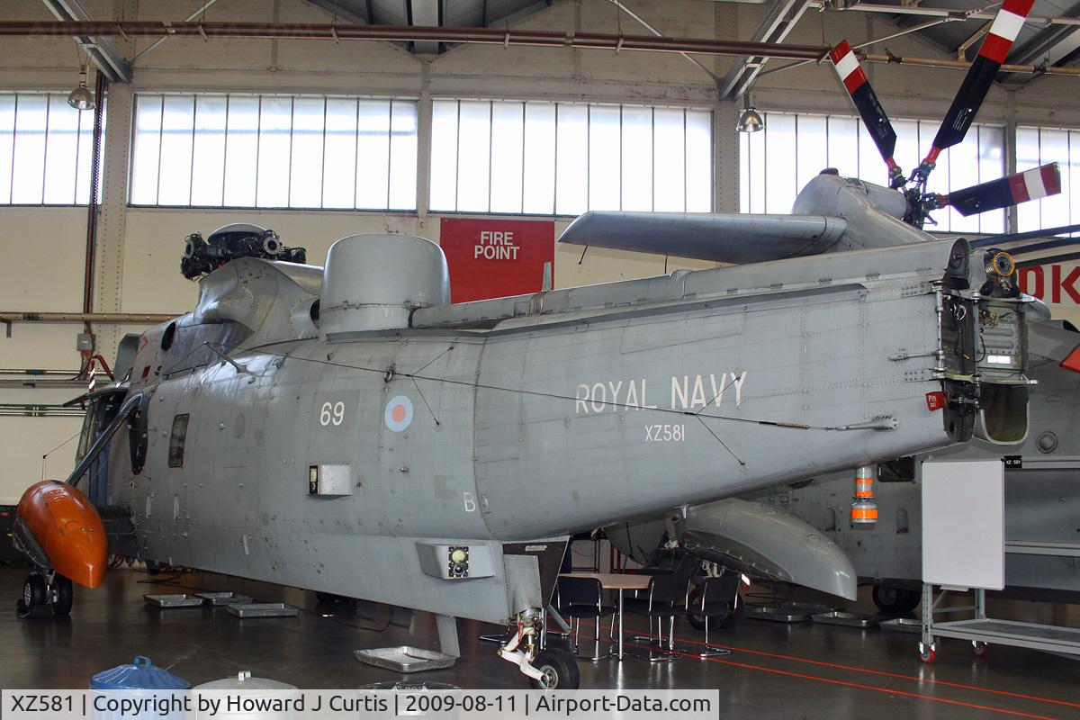 XZ581, 1977 Westland Sea King HAS.6 C/N WA849, At the Air Engineering & Survival School, Gosport, Hampshire. Coded 69.