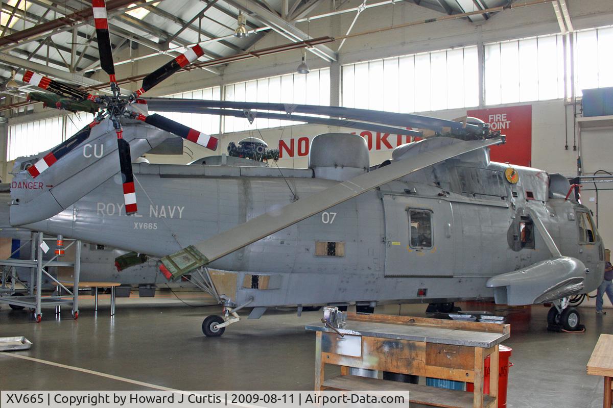 XV665, 1970 Westland Sea King HAS.6 C/N WA653, At the Air Engineering & Survival School, Gosport, Hampshire. Coded 07-CU.