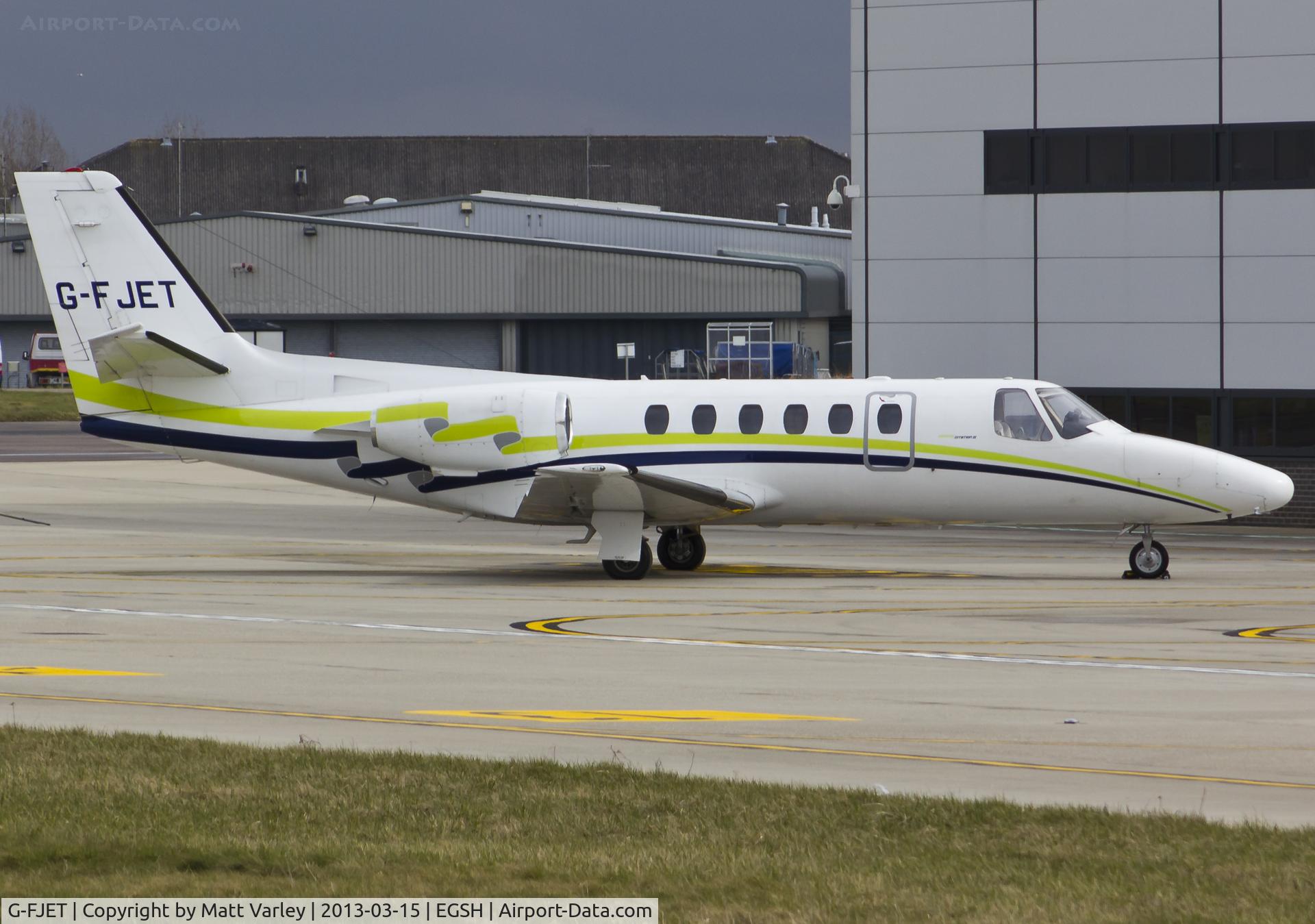 G-FJET, 1982 Cessna 550 Citation II C/N 550-0419, Sat on stand at SaxonAir.