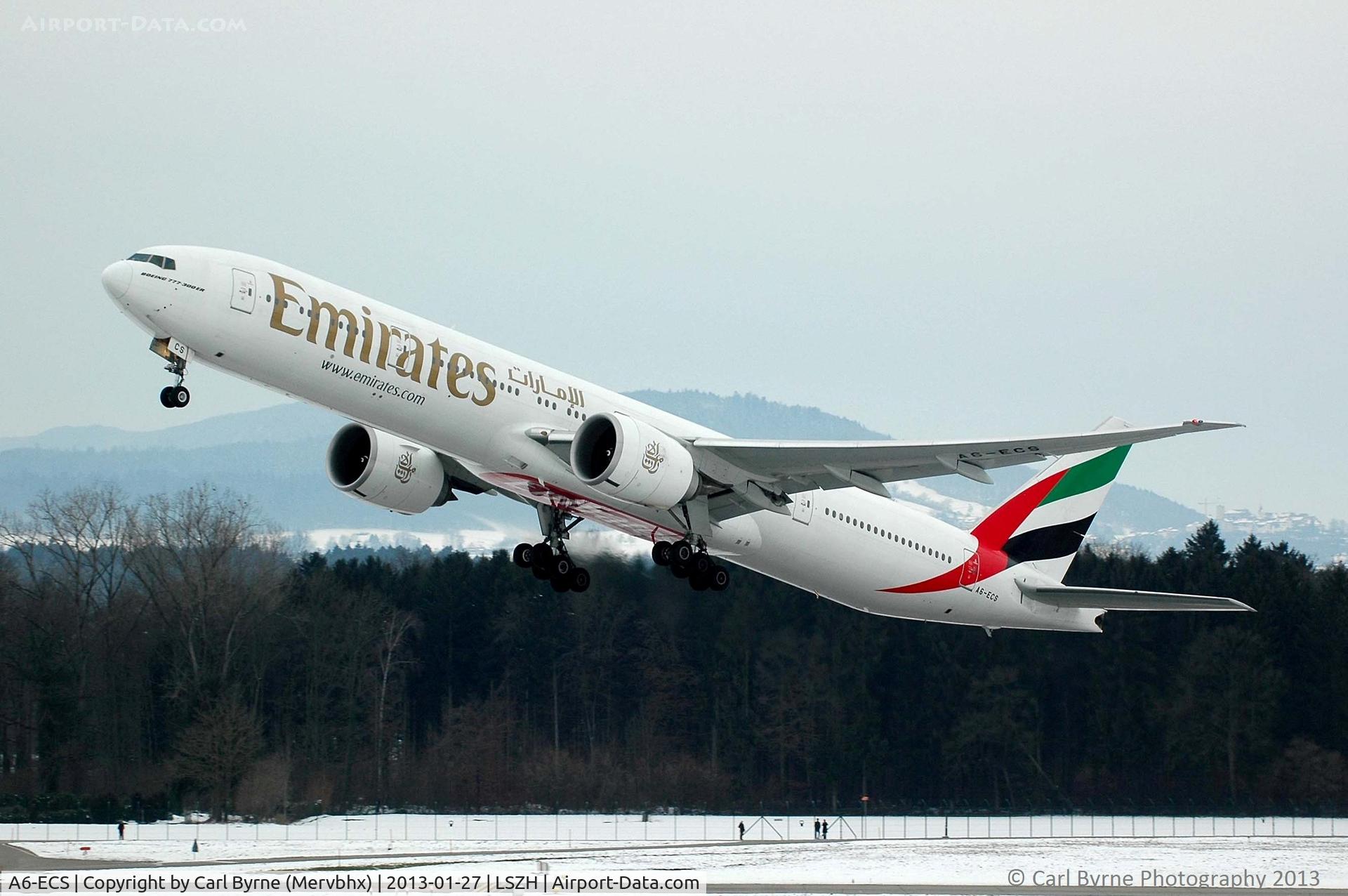 A6-ECS, 2009 Boeing 777-31H/ER C/N 38980, Taken from the Spectator Terrace.