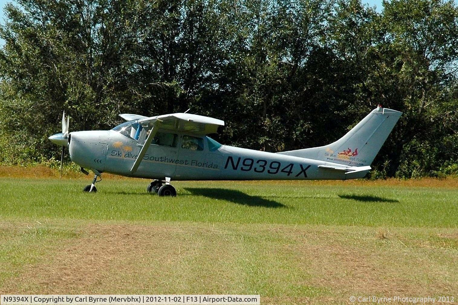 N9394X, 1962 Cessna 182E Skylane C/N 18253794, Taking skydivers up at Shell Creek Airpark.