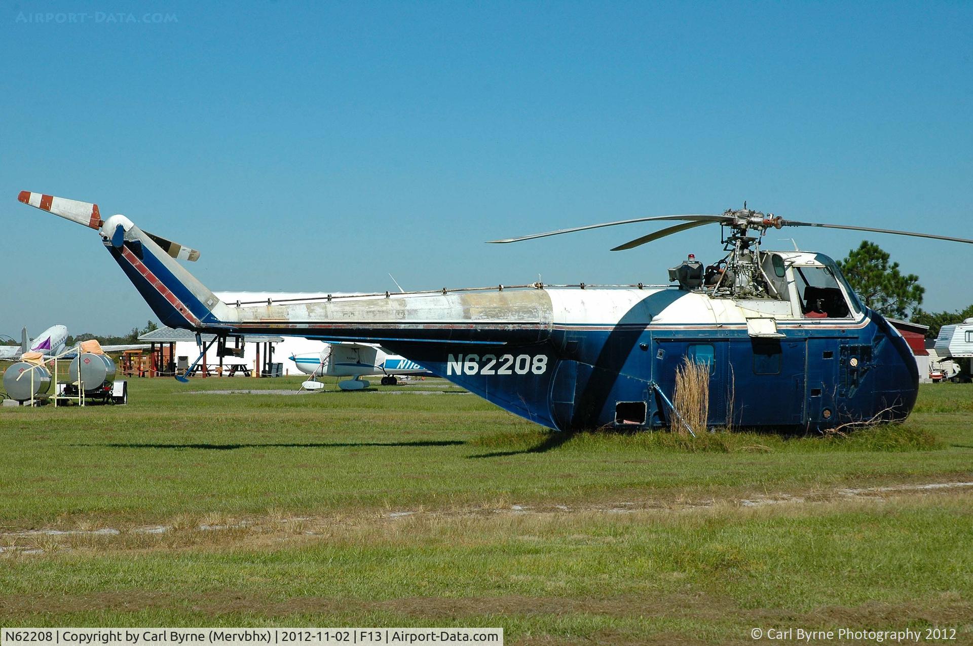 N62208, 1957 Sikorsky UH-19D Chickasaw C/N 57-1627, Stored at Shell Creek Airpark.