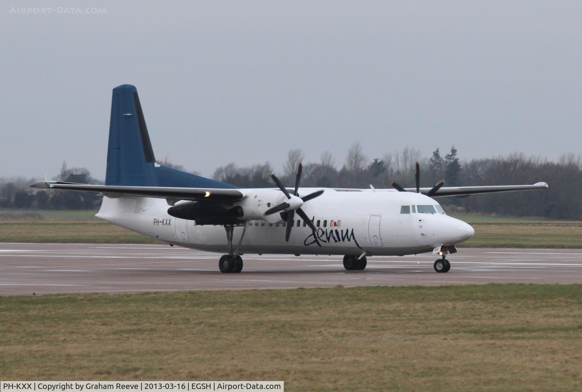 PH-KXX, 1992 Fokker 50 C/N 20262, About to depart.