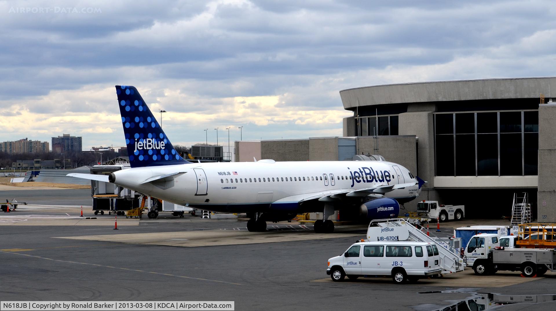 N618JB, 2005 Airbus A320-232 C/N 2489, DCA VA
