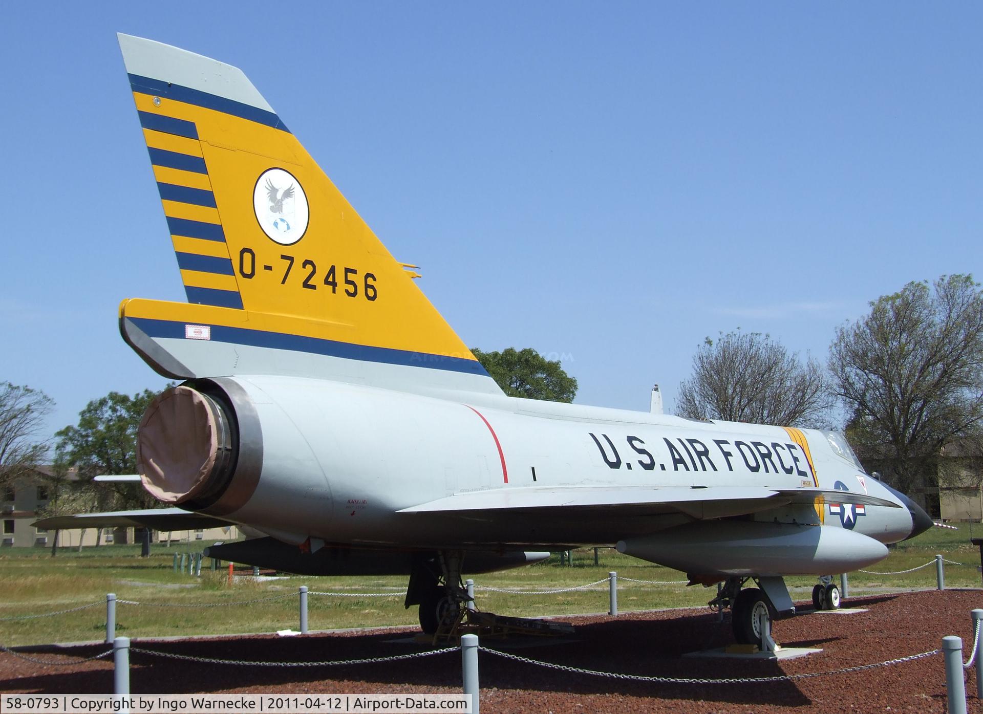 58-0793, 1958 Convair QF-106A Delta Dart C/N 8-24-124, Convair F-106A (reconverted from QF-106A) Delta Dart (displayed as 57-2456) at the Castle Air Museum, Atwater CA