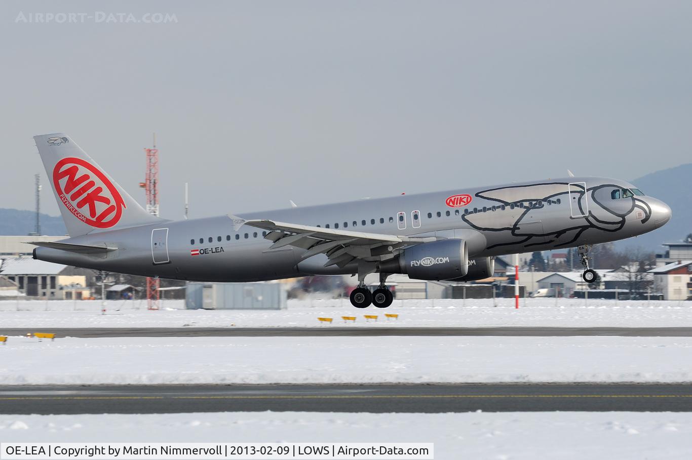 OE-LEA, 2005 Airbus A320-214 C/N 2529, Niki