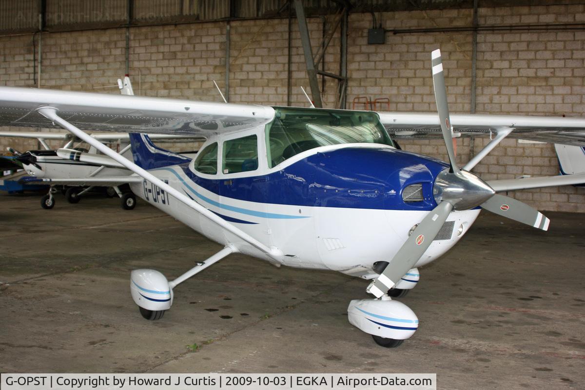G-OPST, 1981 Cessna 182R Skylane C/N 182-67932, Privately owned.