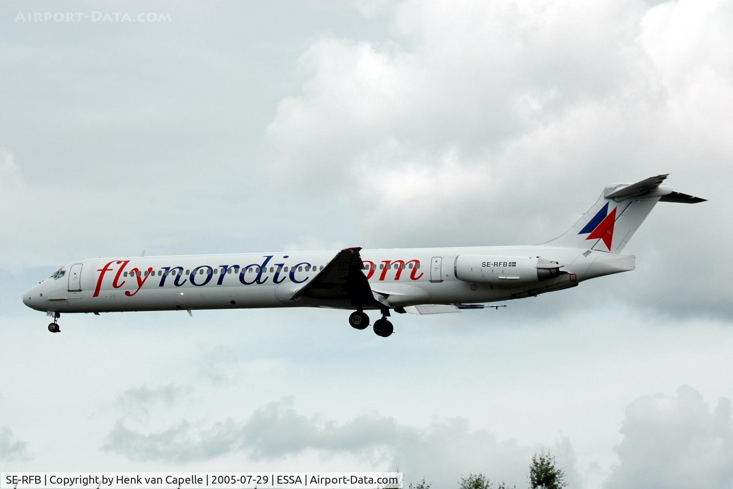 SE-RFB, 1991 McDonnell Douglas MD-82 (DC-9-82) C/N 53246, Flynordic MD-82 approaching Stockholm Arlanda airport.