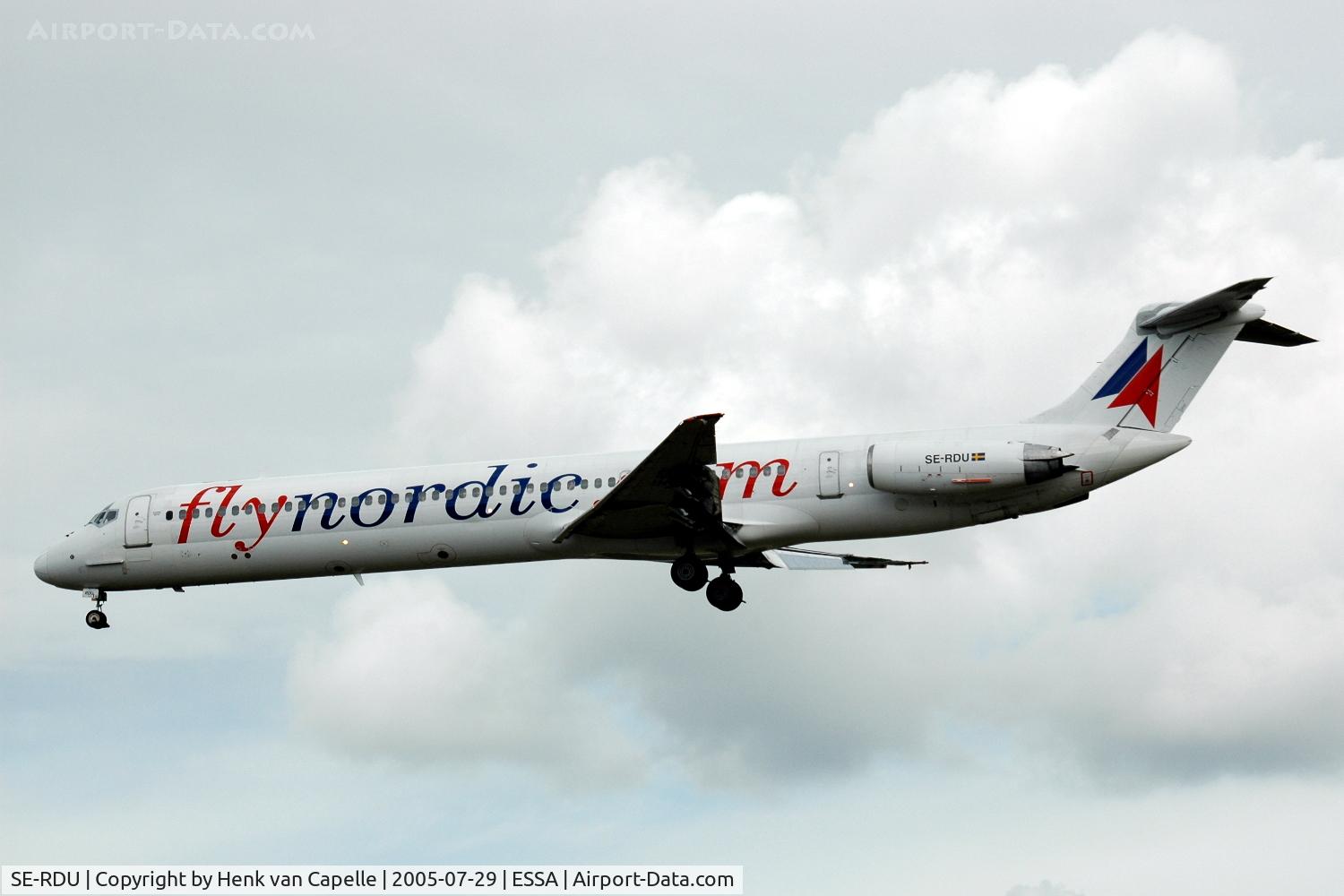 SE-RDU, 1985 McDonnell Douglas MD-82 (DC-9-82) C/N 49372, Flynordic MD-82 approaching Stockholm Arlanda airport.