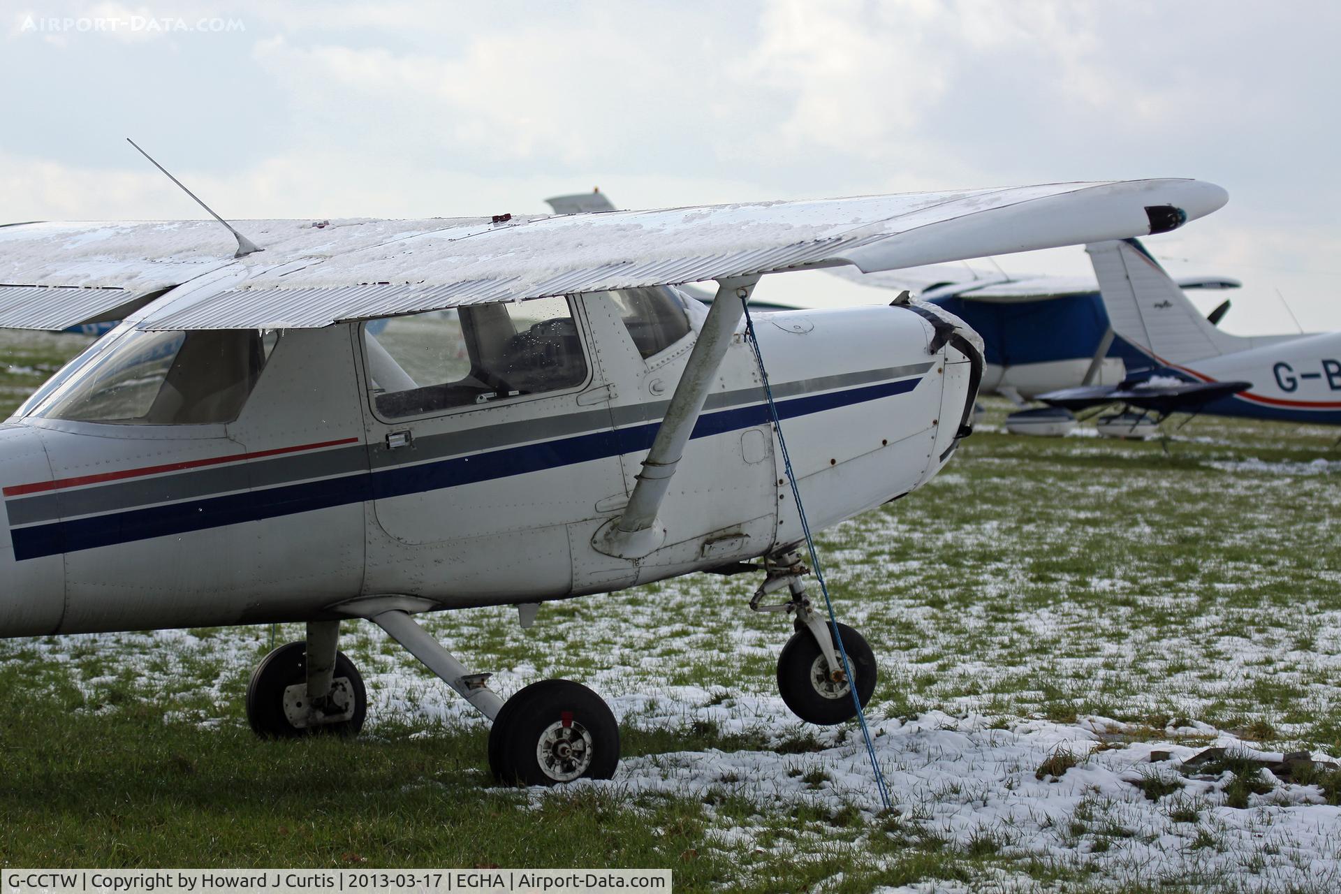 G-CCTW, 1977 Cessna 152 C/N 152-79882, Compton Abbas in the snow. A resident here, G-CCTW, already minus an engine.