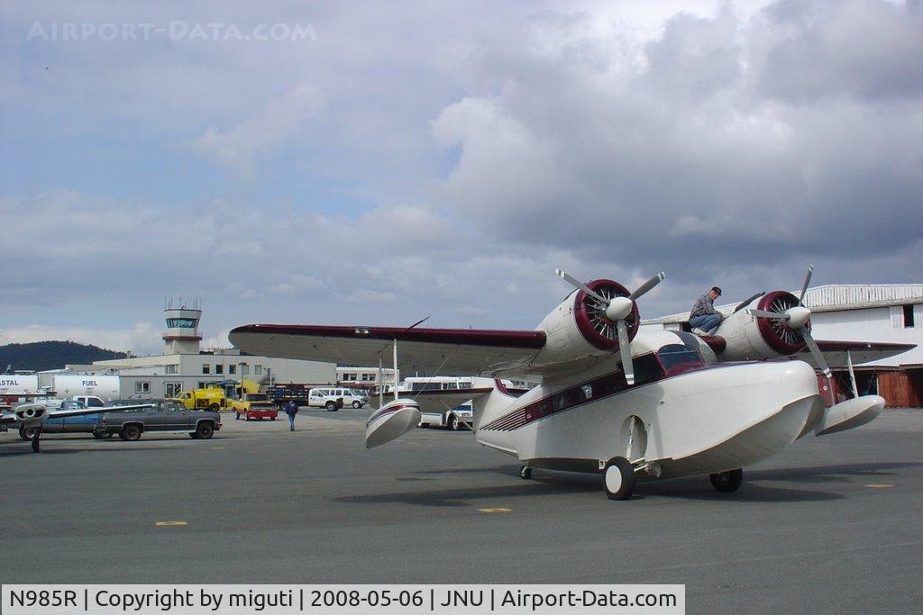 N985R, 1944 Grumman G-21A Goose C/N B-86, Stopping for fuel at Juneau, Ak