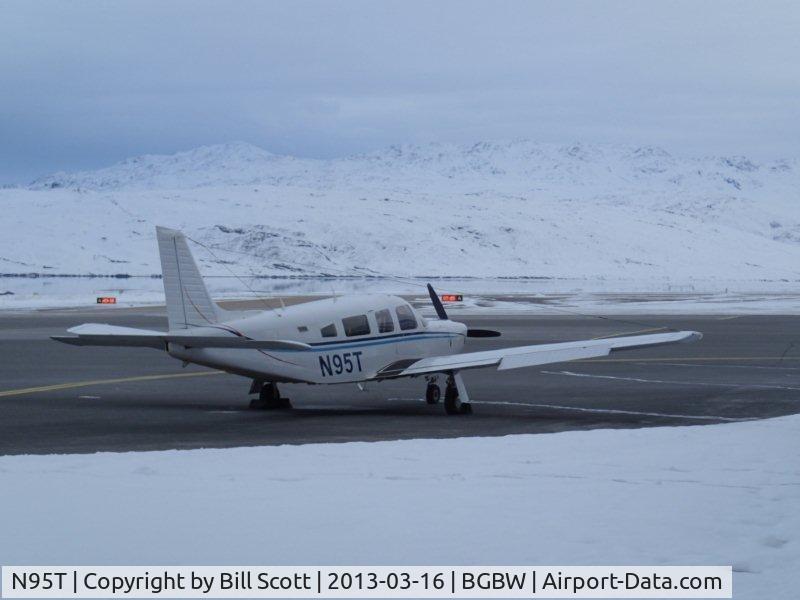 N95T, 1987 Piper PA-32R-301 C/N 3213003, N95T at Narsarsuaq Greenland