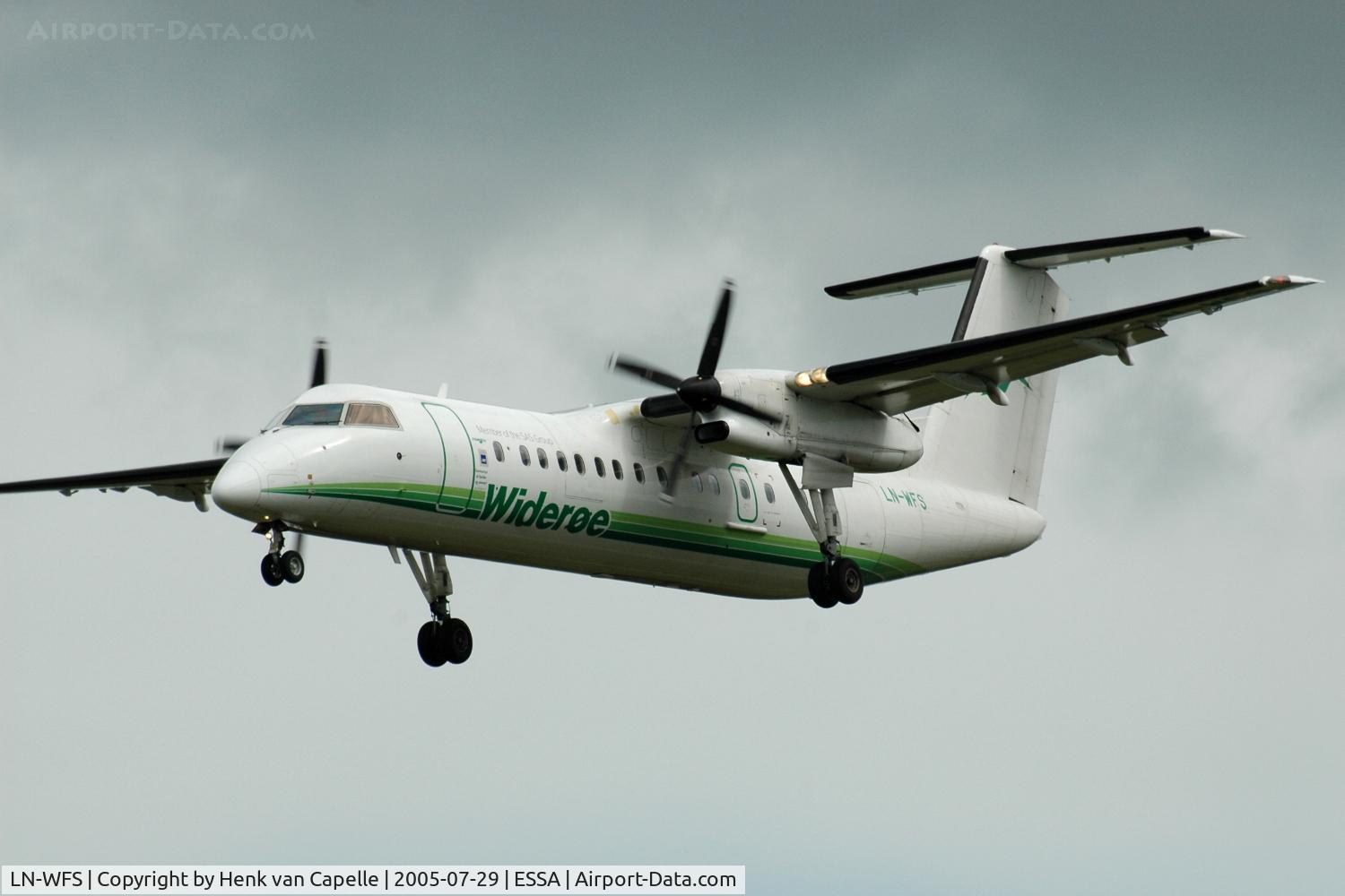 LN-WFS, De Havilland Canada DHC-8-311Q Dash 8 C/N 535, Widerøe Dash-8-300 approaching Stockholm Arlanda airport.