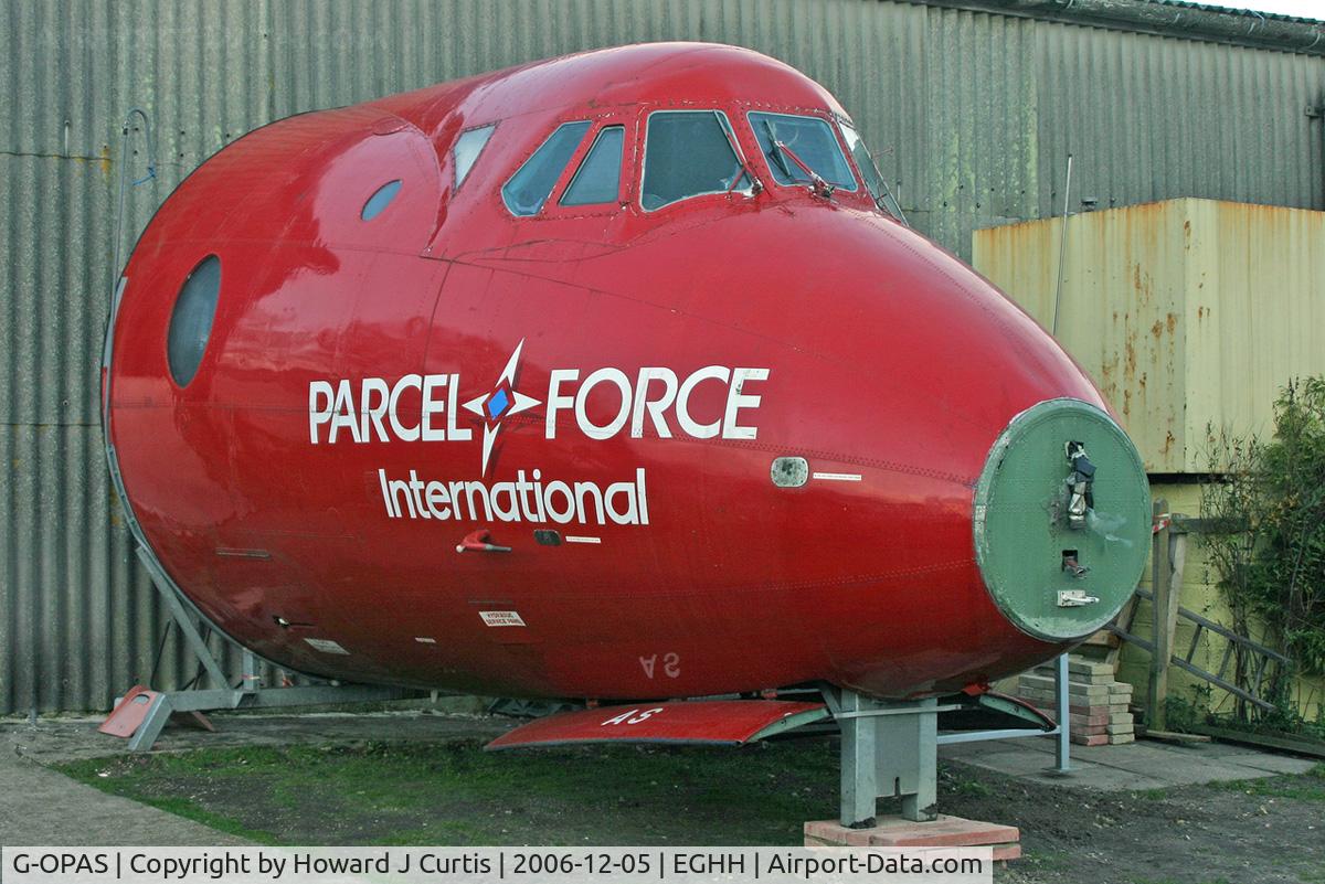 G-OPAS, 1958 Vickers Viscount 806 C/N 263, Nose preserved at the Bournemouth Aviation Museum.