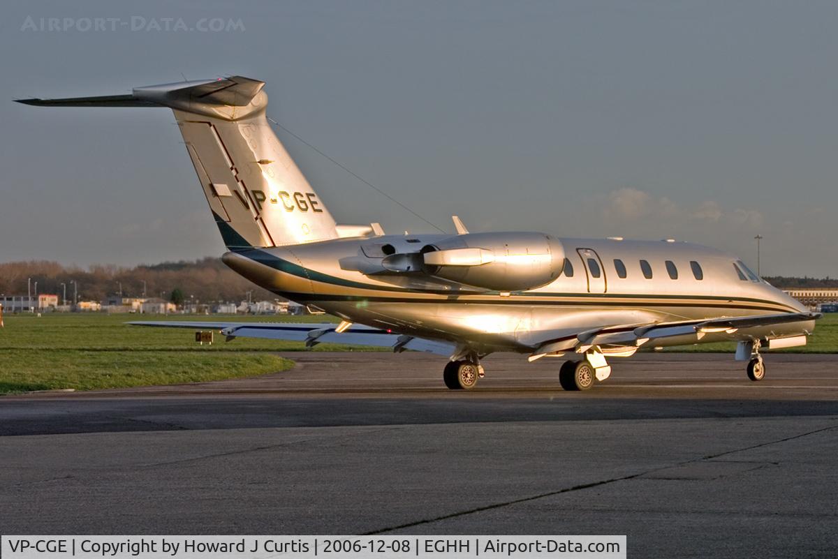 VP-CGE, 1997 Cessna 650 Citation VII C/N 650-7077, Corporate; glinting nicely in the sun.