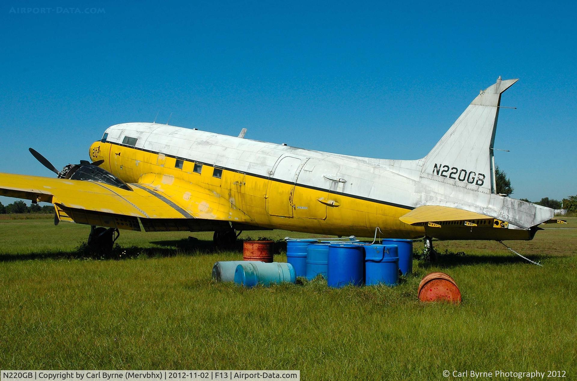 N220GB, 1942 Douglas DC3C 1830-94 C/N 4438, Stored at Shell Creek Airpark.