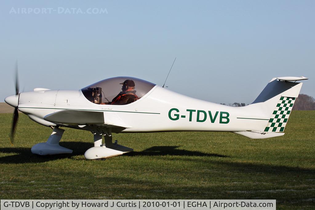 G-TDVB, 2004 Dyn'Aero MCR-01 Banbi C/N PFA 301B-14015, At the New Year's Day Fly-In. Privately owned.