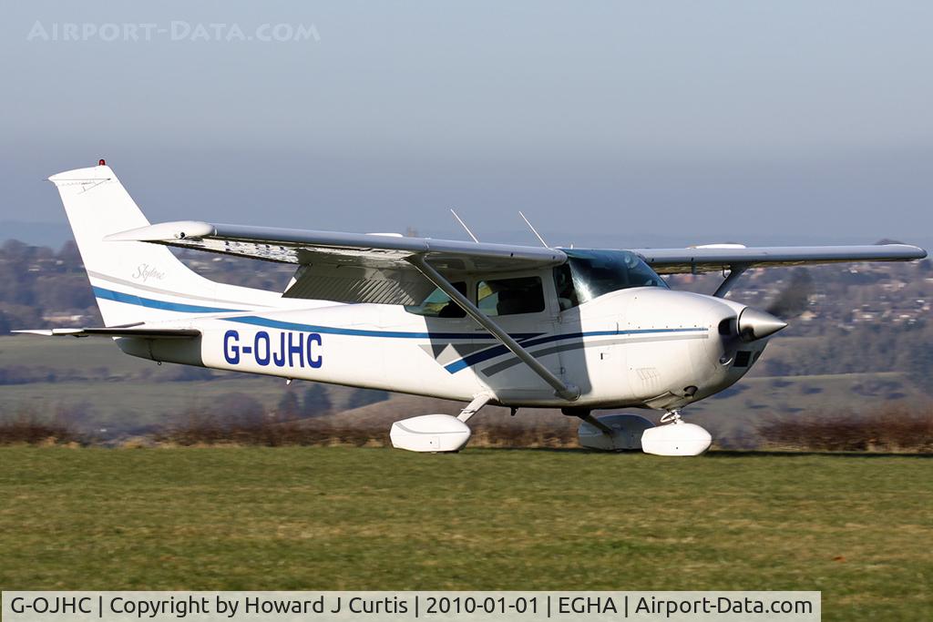 G-OJHC, 1976 Cessna 182P Skylane C/N 182-64535, At the New Year's Day Fly-In. Privately owned.