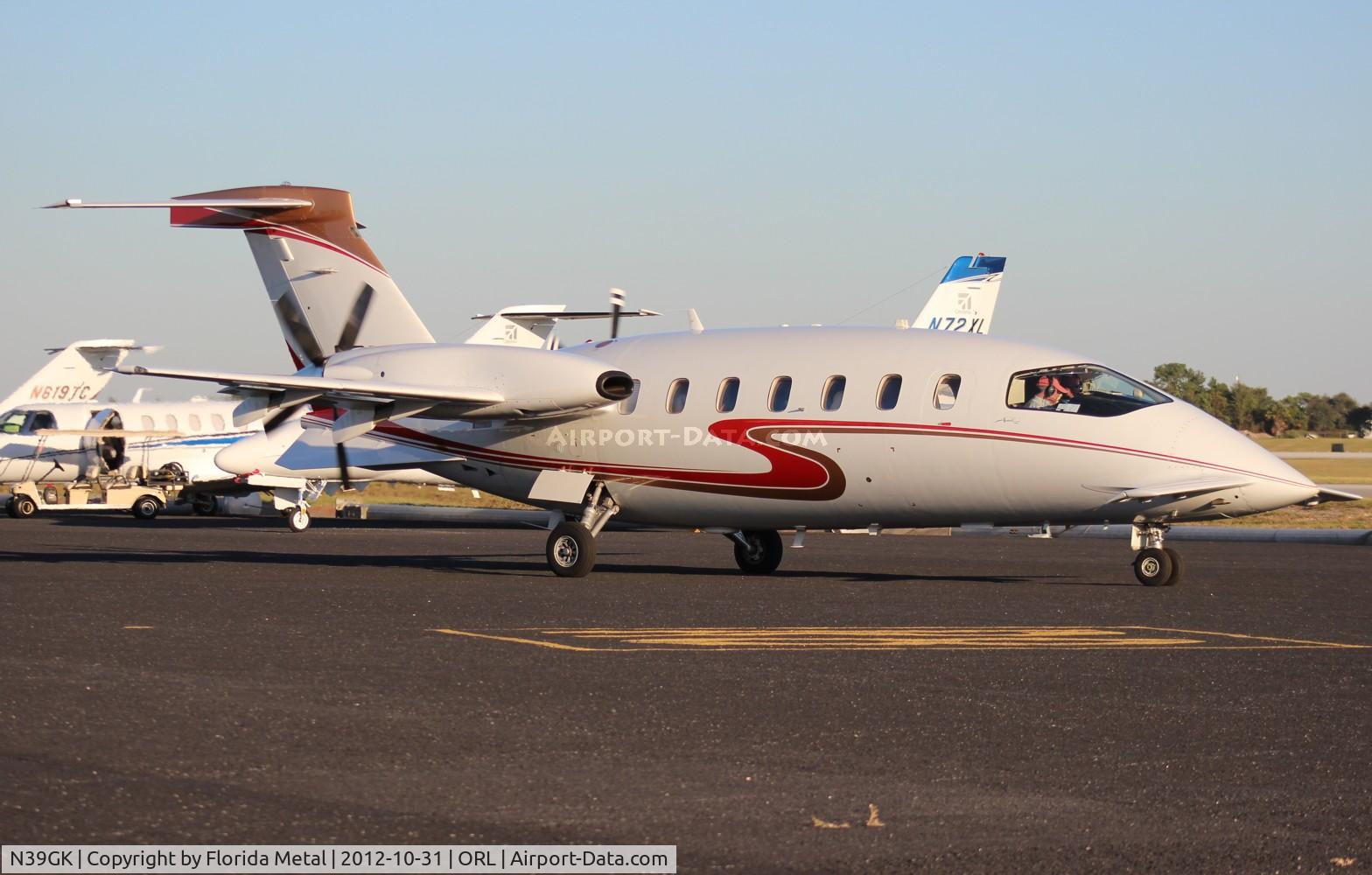 N39GK, 2000 Piaggio P-180 Avanti C/N 1039, Piaggio P180 at NBAA