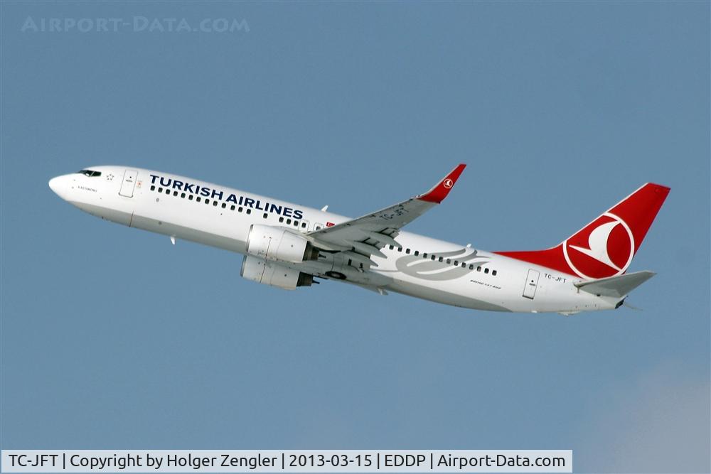 TC-JFT, 1999 Boeing 737-8F2 C/N 29780, Leaving LEJ in sunshine with destination IST....