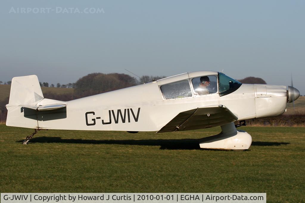G-JWIV, 1963 CEA Jodel DR-1051 C/N 431, At the New Year's Day Fly-In. Privately owned.