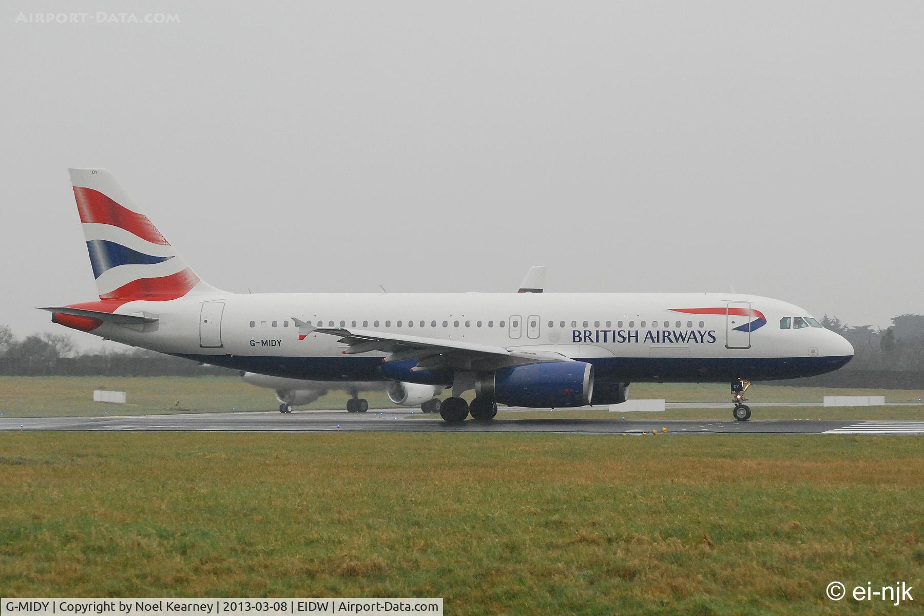 G-MIDY, 1999 Airbus A320-232 C/N 1014, About to depart off Rwy 10 at Dublin.
