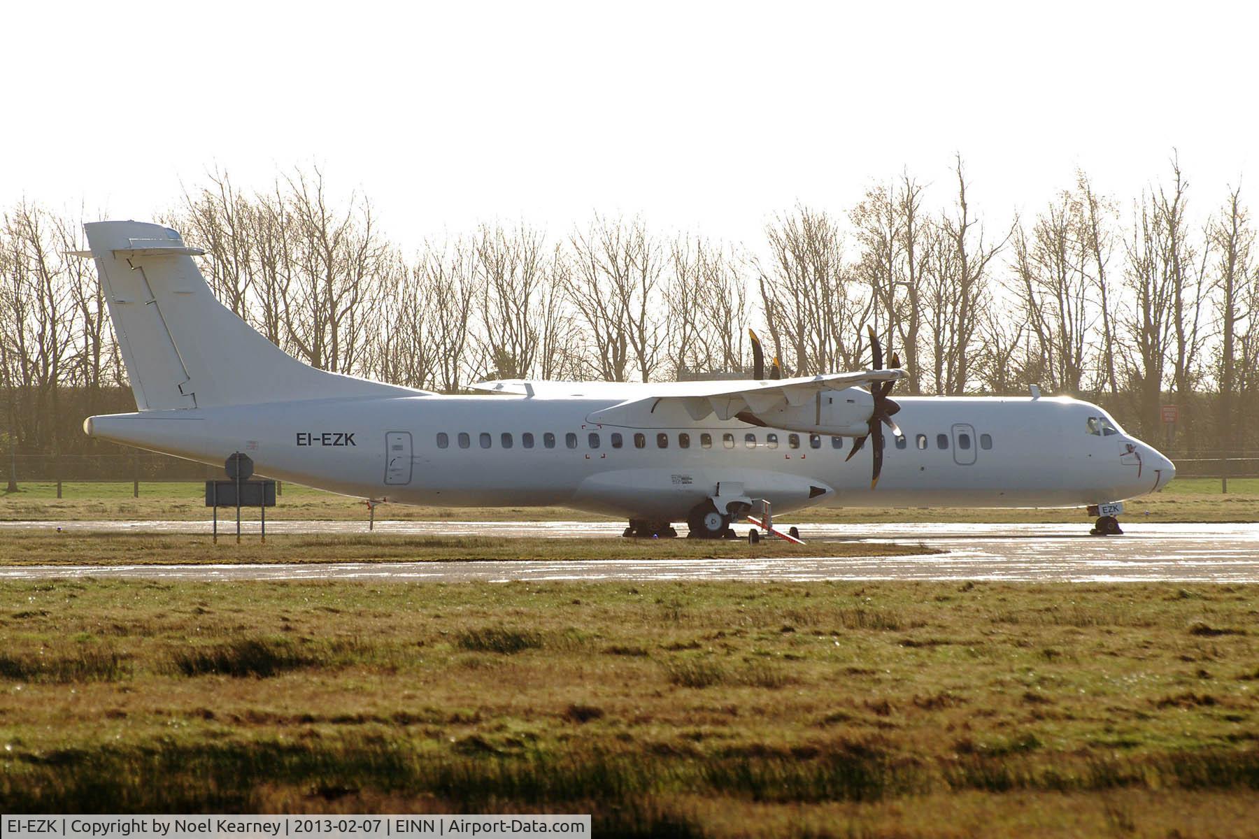 EI-EZK, 1999 ATR 72-212A C/N 593, ex VT-JCC - Seen stored at Shannon.
