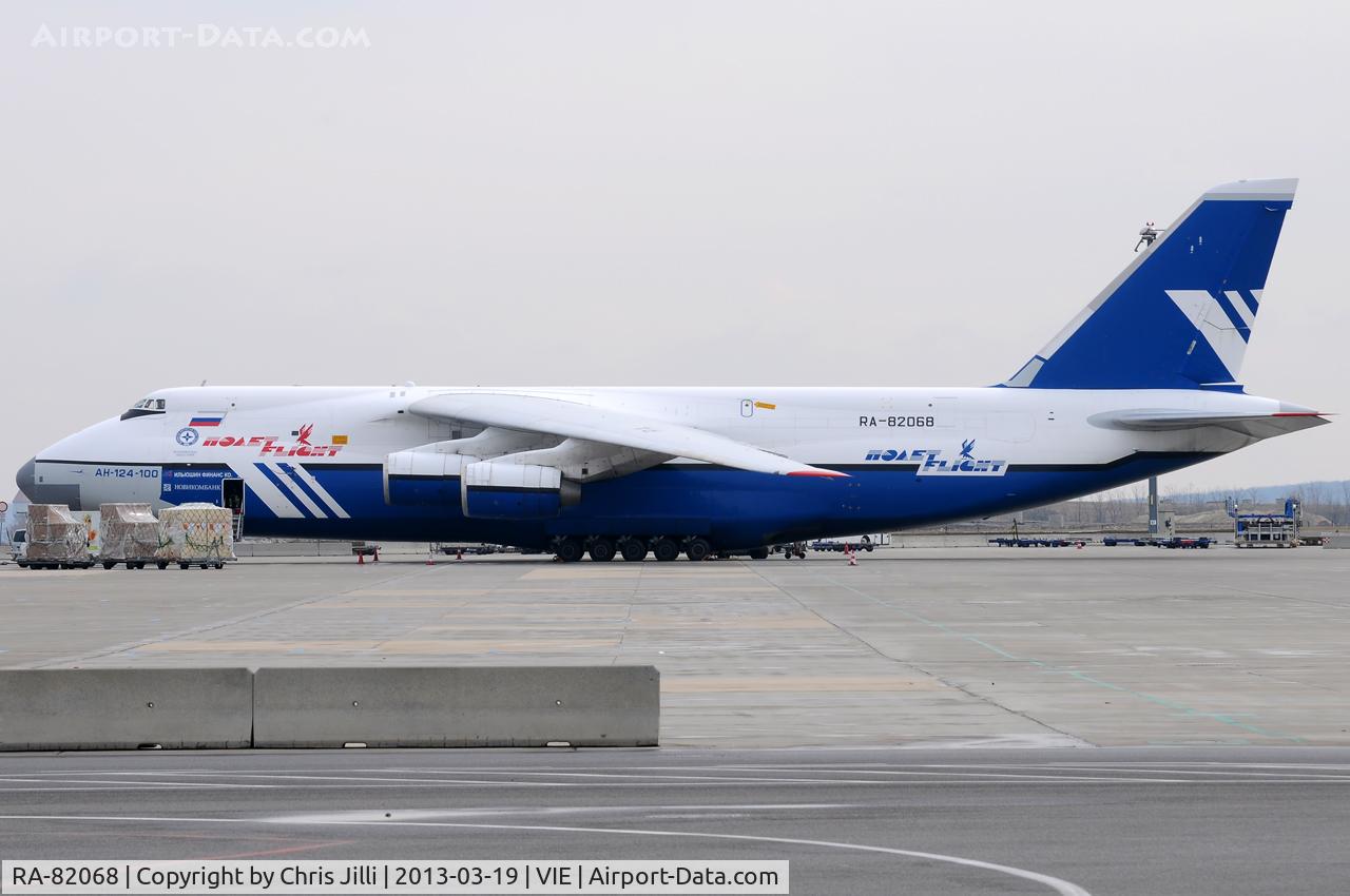 RA-82068, 1993 Antonov An-124-100 Ruslan C/N x770051359127, Polet Flight