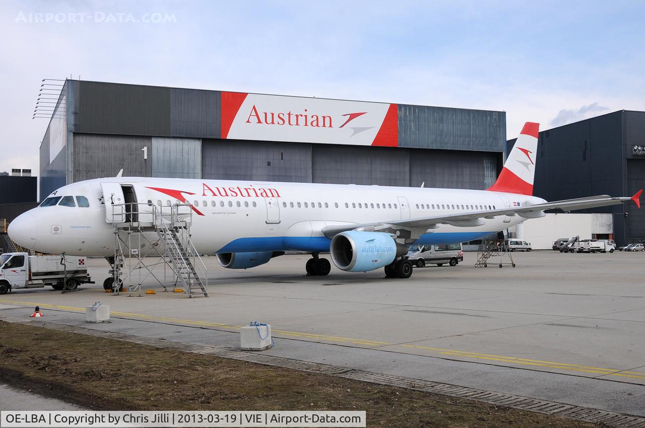 OE-LBA, 1995 Airbus A321-111 C/N 552, Austrian Airlines