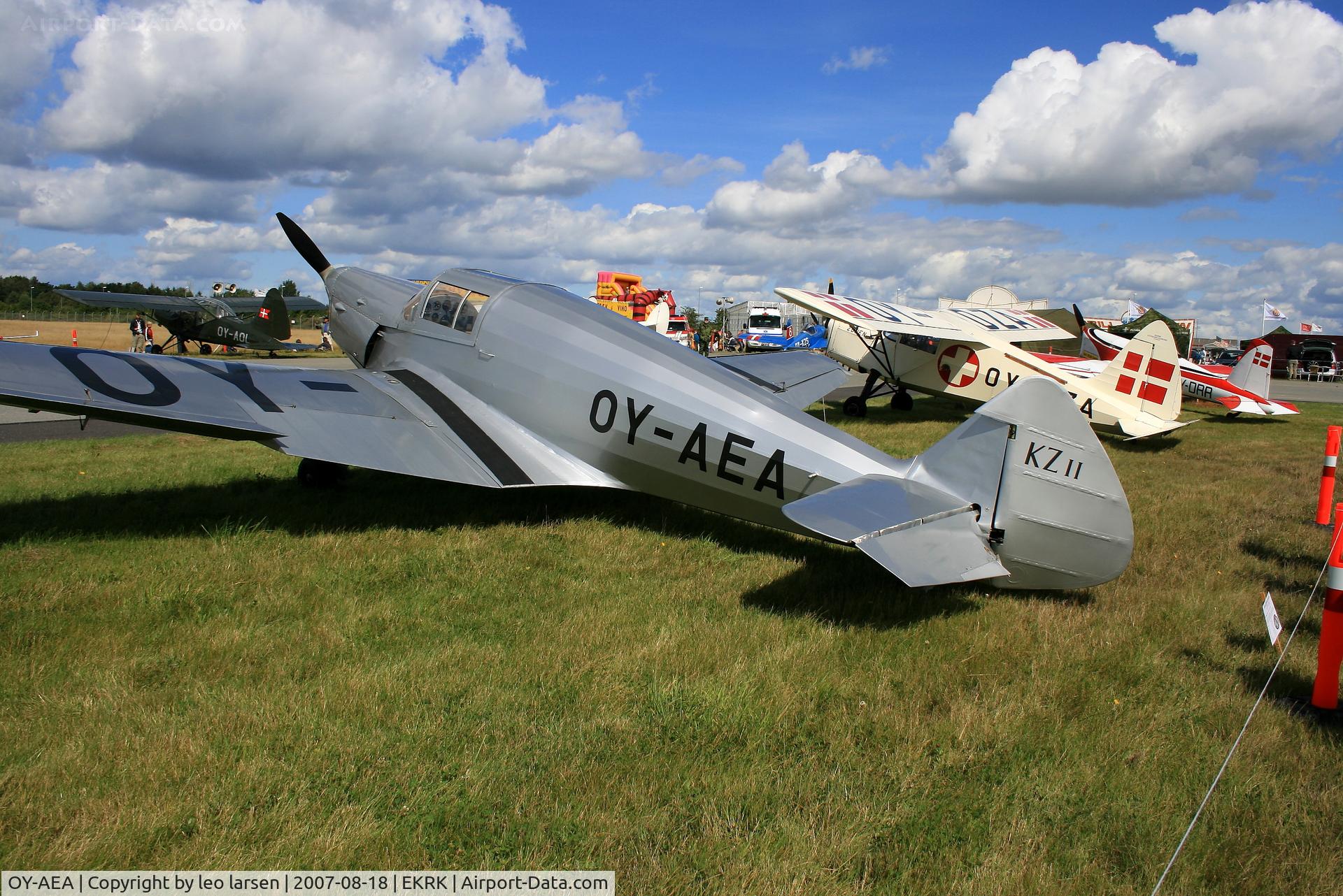 OY-AEA, 1940 SAI KZ II Kupé C/N 27, Roskilde Air Show 18.8.07