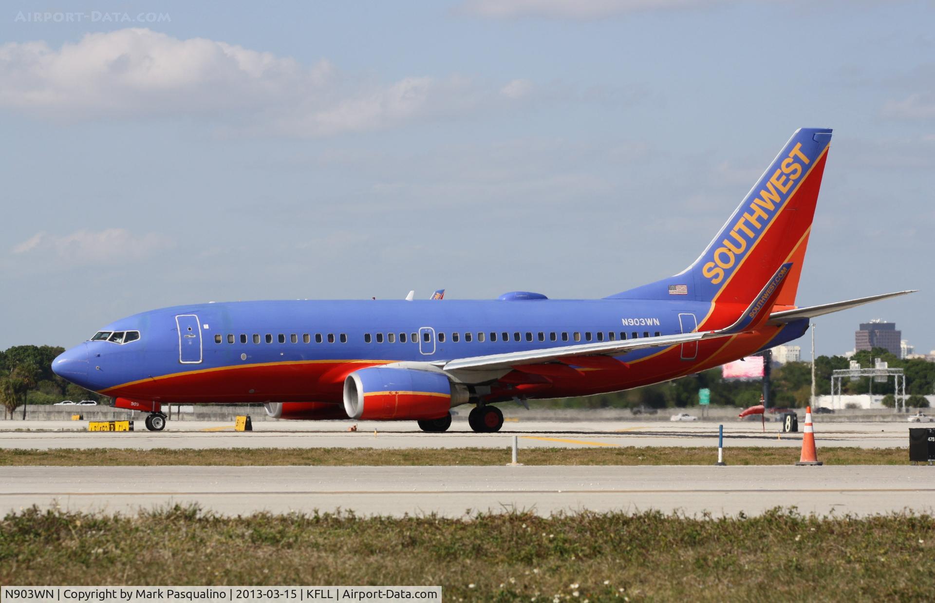N903WN, 2007 Boeing 737-7H4 C/N 32457, Boeing 737-700