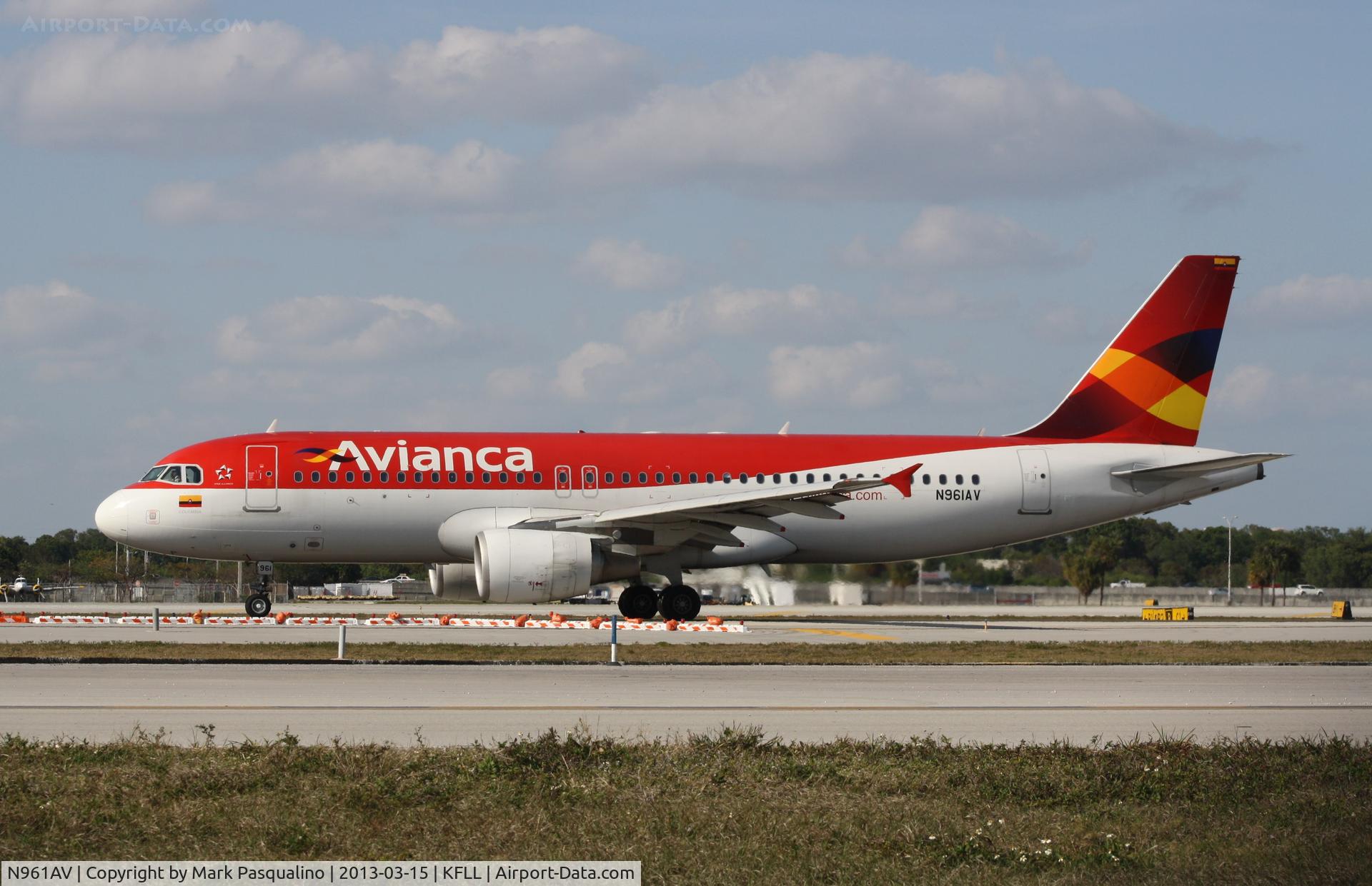 N961AV, 2009 Airbus A320-214 C/N 3961, Airbus A320