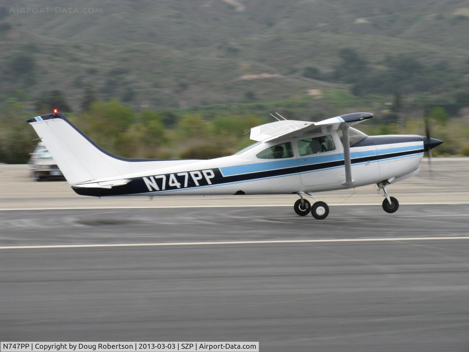 N747PP, 1980 Cessna 182R Skylane C/N R18201587, 1980 Cessna 182R SKYLANE, Lycoming O-540-J3C5D 235 Hp, landing roll Rwy 22