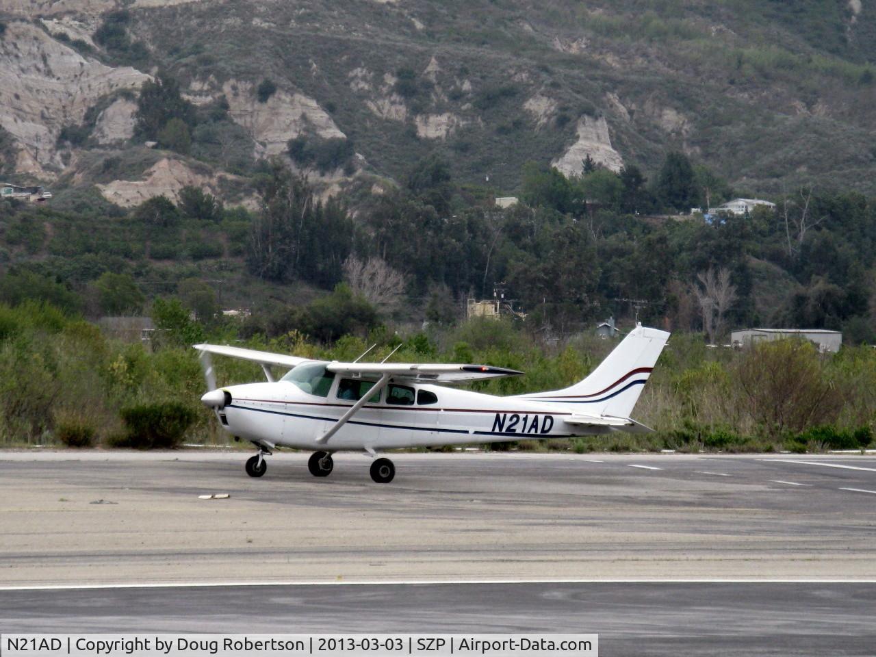 N21AD, 1961 Cessna 182D Skylane C/N 18253313, 1961 Cessna 182D SKYLANE, Continental O-470 230 Hp, taxi