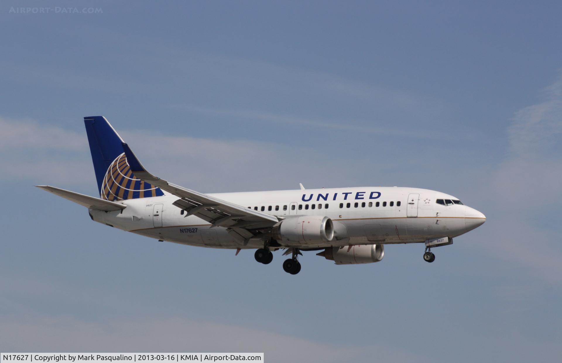 N17627, 1995 Boeing 737-524 C/N 27531, Boeing 737-500