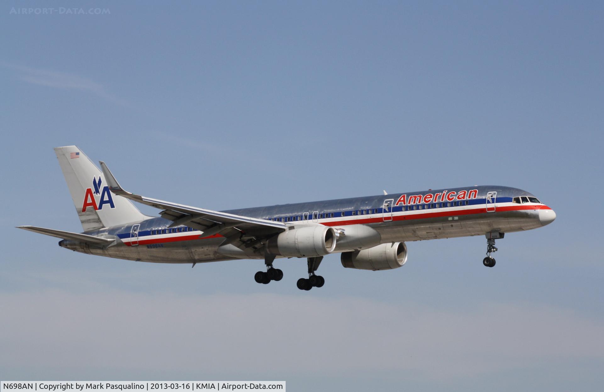 N698AN, 1994 Boeing 757-223 C/N 26980, Boeing 757-200