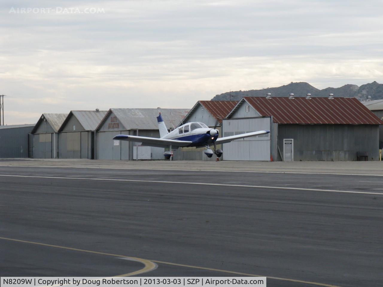 N8209W, 1965 Piper PA-28-180 Cherokee C C/N 28-2341, 1965 Piper PA-28-180 CHEROKEE, Lycoming O-360-A3A 180 Hp, landing Rwy 22
