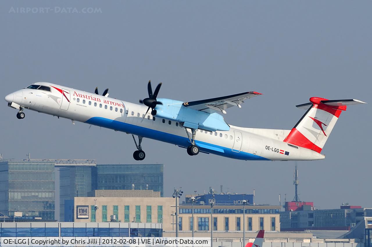 OE-LGG, 2002 De Havilland Canada DHC-8-402Q Dash 8 C/N 4074, Austrian arrows