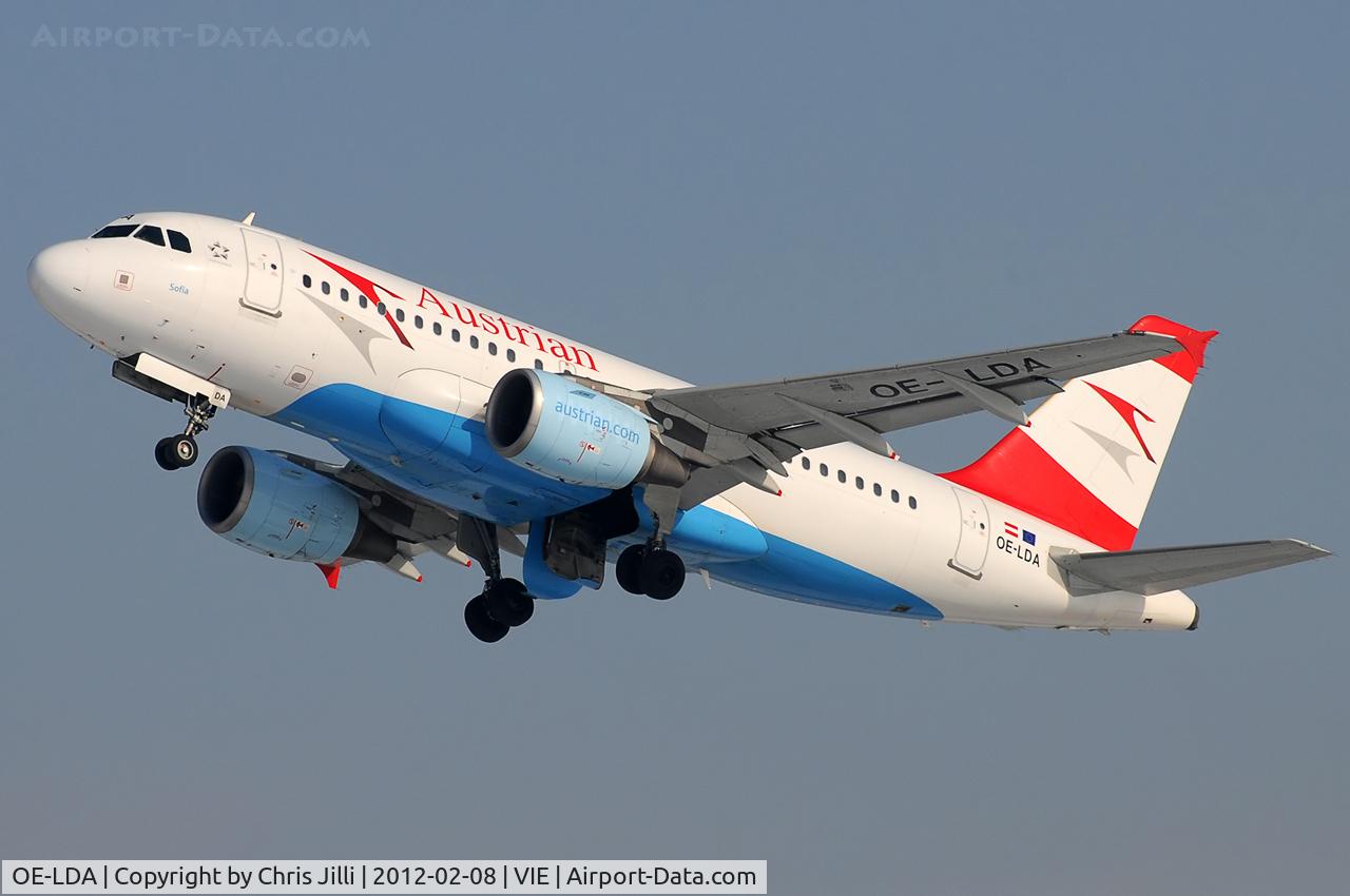 OE-LDA, 2004 Airbus A319-112 C/N 2131, Austrian Airlines