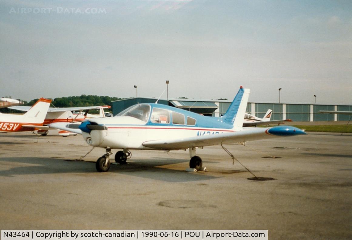 N43464, 1974 Piper PA-28-140 C/N 28-7425369, 1974 Piper PA-28-140, N43464, at Dutchess County Airport, Poukeepsie, NY