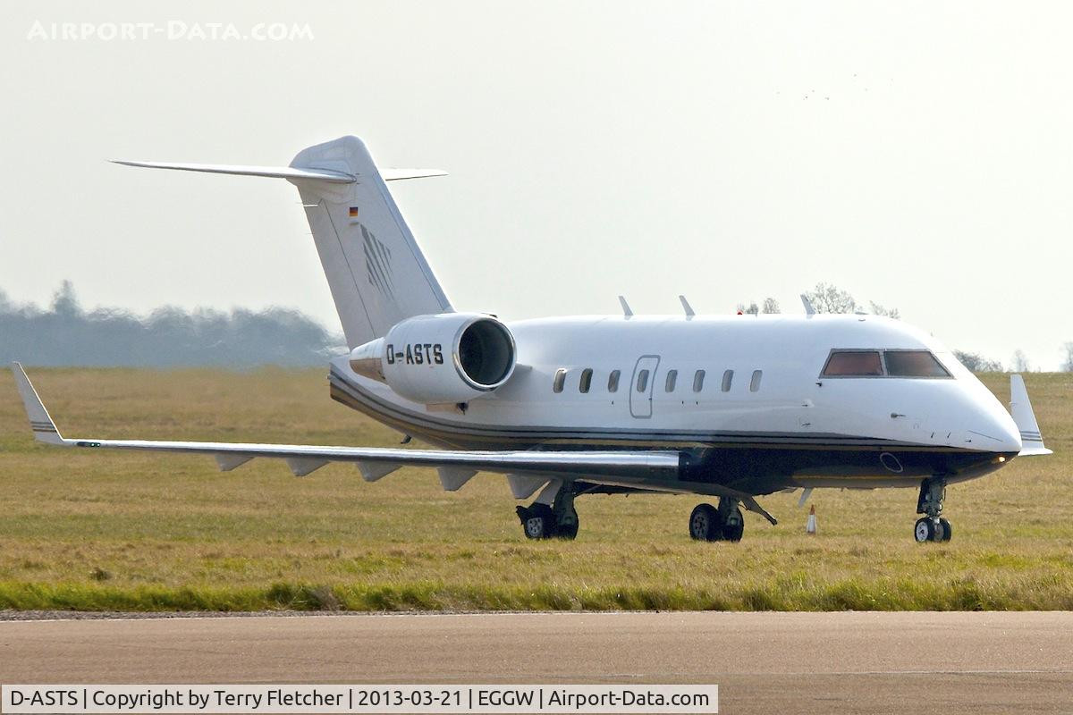 D-ASTS, 1998 Bombardier Challenger 604 (CL-600-2B16) C/N 5378, German registered Bombardier Challenger 604, c/n: 5378 at Luton