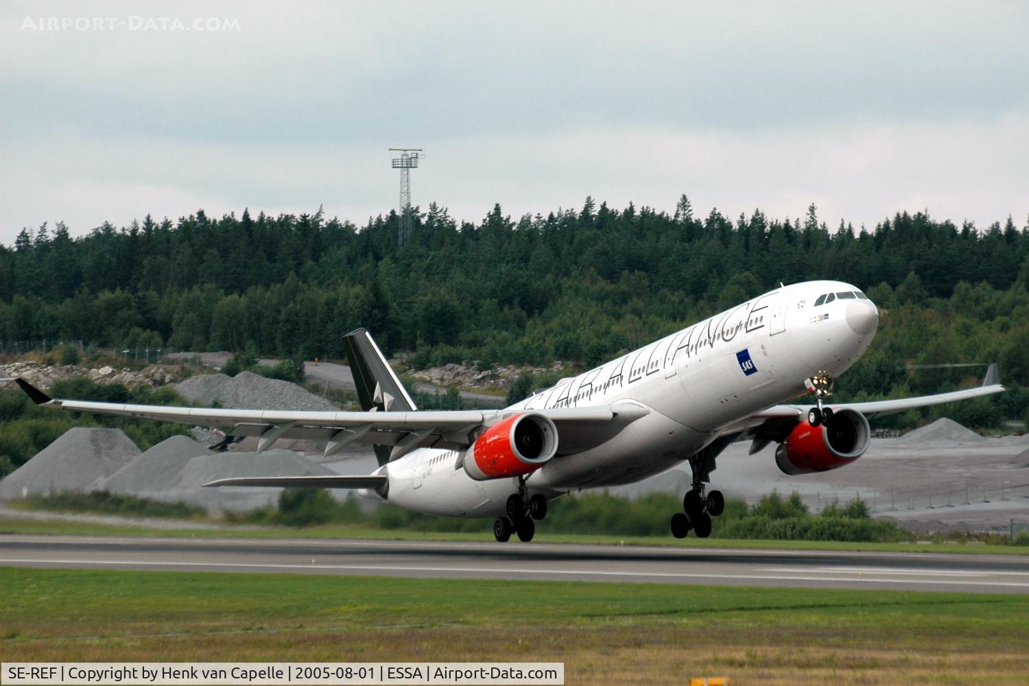 SE-REF, 2003 Airbus A330-343X C/N 568, Scandinavian Airlines A330-300 taking off from Stockholm Arlanda airport, Sweden.